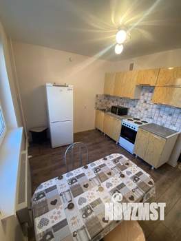 1-к квартира, посуточно, 36м2, 8/10 этаж