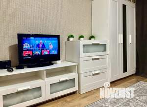 1-к квартира, посуточно, 44м2, 1/10 этаж