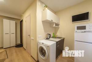 Студия квартира, посуточно, 18м2, 1/4 этаж