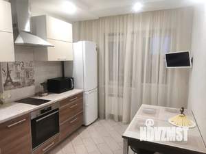 1-к квартира, посуточно, 46м2, 4/10 этаж