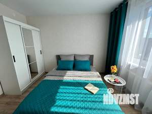 1-к квартира, посуточно, 40м2, 11/18 этаж