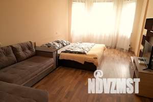 1-к квартира, посуточно, 43м2, 6/17 этаж