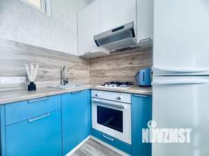 1-к квартира, посуточно, 35м2, 2/4 этаж