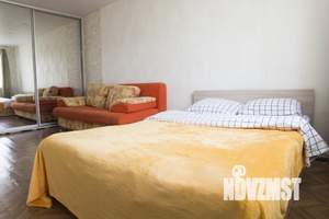 1-к квартира, посуточно, 39м2, 1/1 этаж