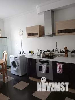 2-к квартира, посуточно, 65м2, 1/8 этаж