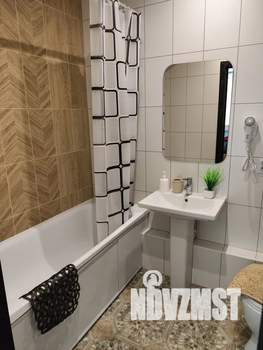 1-к квартира, посуточно, 39м2, 2/9 этаж