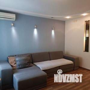 1-к квартира, посуточно, 75м2, 1/1 этаж