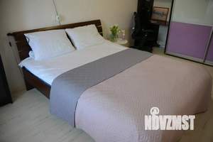 1-к квартира, посуточно, 52м2, 1/1 этаж