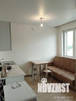 Студия квартира, посуточно, 25м2, 8/10 этаж