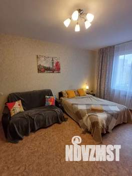 1-к квартира, посуточно, 35м2, 7/10 этаж