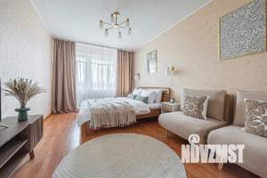 3-к квартира, посуточно, 65м2, 1/1 этаж