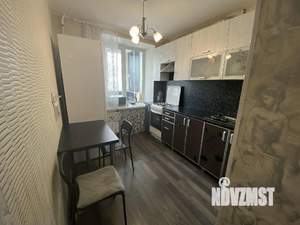 1-к квартира, посуточно, 33м2, 4/9 этаж