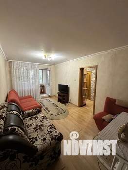 1-к квартира, посуточно, 36м2, 2/9 этаж