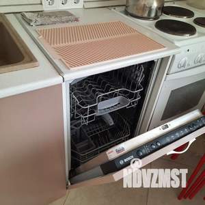 1-к квартира, посуточно, 32м2, 4/10 этаж