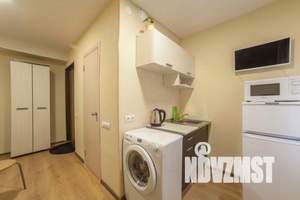 1-к квартира, посуточно, 18м2, 1/4 этаж