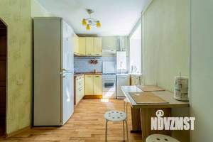 Студия квартира, посуточно, 38м2, 4/5 этаж