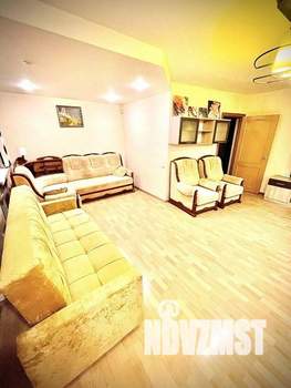 2-к квартира, посуточно, 50м2, 1/1 этаж