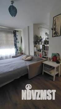 Студия квартира, посуточно, 35м2, 6/25 этаж