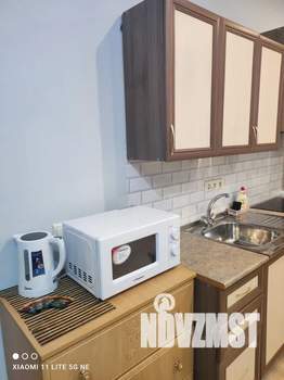 Студия квартира, посуточно, 32м2, 6/25 этаж