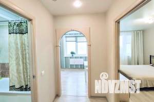 1-к квартира, посуточно, 37м2, 10/18 этаж