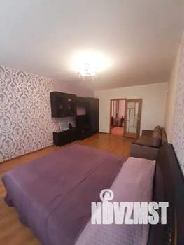 1-к квартира, посуточно, 60м2, 1/3 этаж