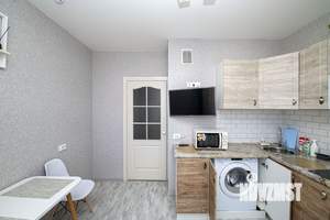 1-к квартира, посуточно, 42м2, 8/10 этаж