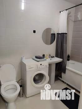 Студия квартира, посуточно, 20м2, 1/10 этаж