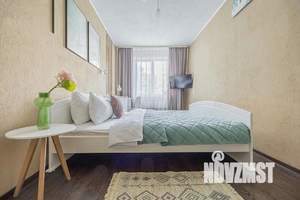 1-к квартира, посуточно, 65м2, 1/1 этаж