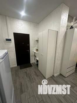 Студия квартира, посуточно, 28м2, 1/14 этаж