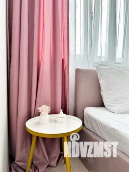 2-к квартира, посуточно, 36м2, 17/25 этаж