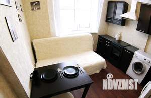 1-к квартира, посуточно, 38м2, 11/16 этаж