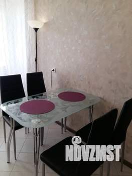 1-к квартира, посуточно, 40м2, 2/10 этаж