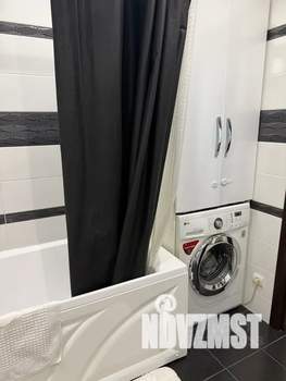 1-к квартира, посуточно, 42м2, 2/17 этаж