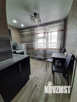 1-к квартира, посуточно, 35м2, 18/25 этаж