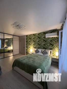 1-к квартира, посуточно, 37м2, 9/9 этаж