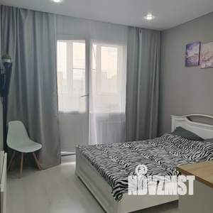 Студия квартира, посуточно, 25м2, 9/10 этаж