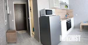 Студия квартира, посуточно, 17м2, 5/10 этаж