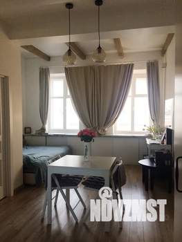 Студия квартира, посуточно, 32м2, 5/5 этаж