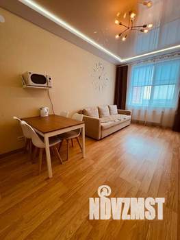 1-к квартира, посуточно, 37м2, 17/19 этаж