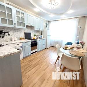 1-к квартира, посуточно, 51м2, 1/1 этаж