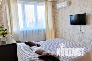 2-к квартира, посуточно, 72м2, 2/20 этаж