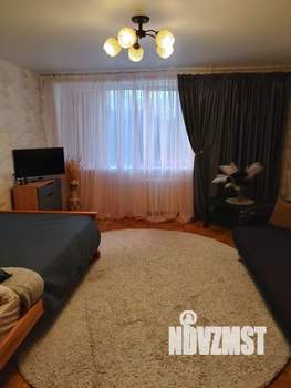 1-к квартира, посуточно, 40м2, 4/9 этаж