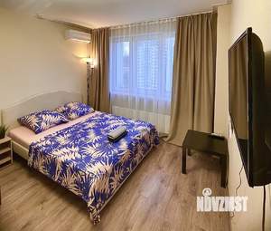 1-к квартира, посуточно, 38м2, 12/23 этаж