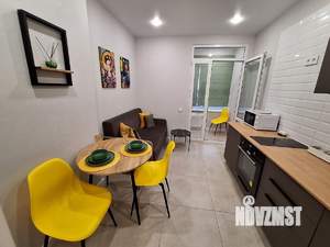 1-к квартира, посуточно, 38м2, 2/15 этаж