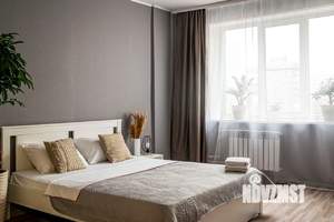 2-к квартира, посуточно, 65м2, 3/19 этаж