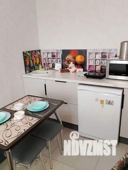 Студия квартира, посуточно, 25м2, 3/12 этаж