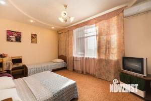 1-к квартира, посуточно, 43м2, 1/1 этаж