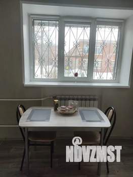 1-к квартира, посуточно, 40м2, 1/5 этаж