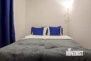 1-к квартира, посуточно, 48м2, 7/10 этаж