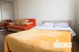 1-к квартира, посуточно, 40м2, 5/5 этаж